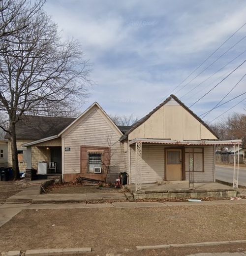 2025 N Houston St, Fort Worth, TX, 76164-8147 | Card Image