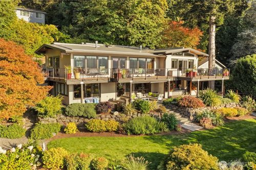 13210 Holmes Point Dr Ne, Kirkland, WA, 98034-1664 | Card Image