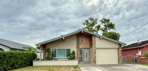 7523 Blossom Ave, TAMPA, FL, 33614-3103 | Card Image