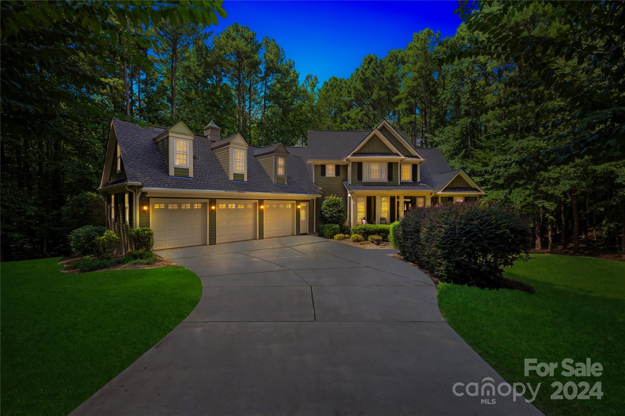 Freshwater Ln, Mooresville, NC 28117