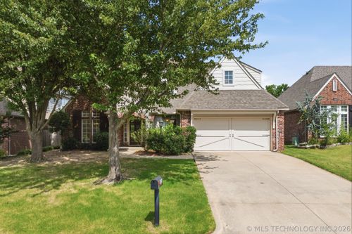 8523 S 70th East Ave, Tulsa, OK, 74133-5084 | Card Image