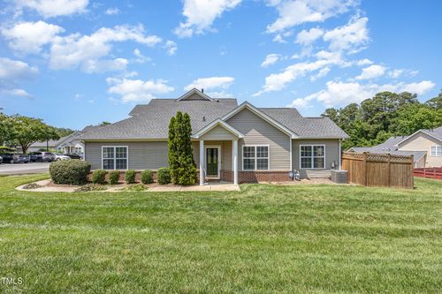 2761 Andover Glen Rd, Raleigh, NC, 27604-1484 | Card Image