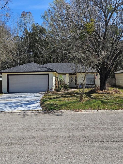 8033 Macdougall Dr E, Jacksonville, FL, 32244-5558 | Card Image