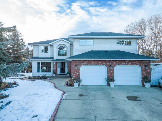 917 East Lakeview Road, Home with 6 bedrooms, 3 bathrooms and 10 parking in Chestermere AB | Image 1