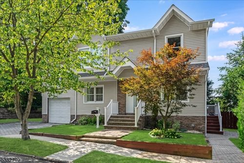 141 Francisco Ave, Rutherford, NJ, 07070-1659 | Card Image