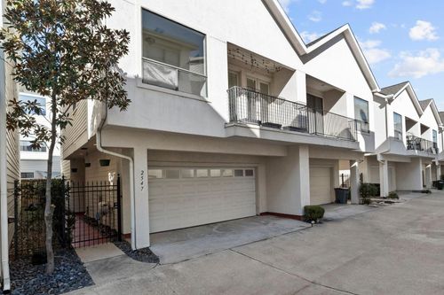 2547 Rusk St, Houston, TX, 77003-3232 | Card Image