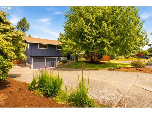 16011 Ne Rose Pkwy, Portland, OR, 97230-5141 | Card Image