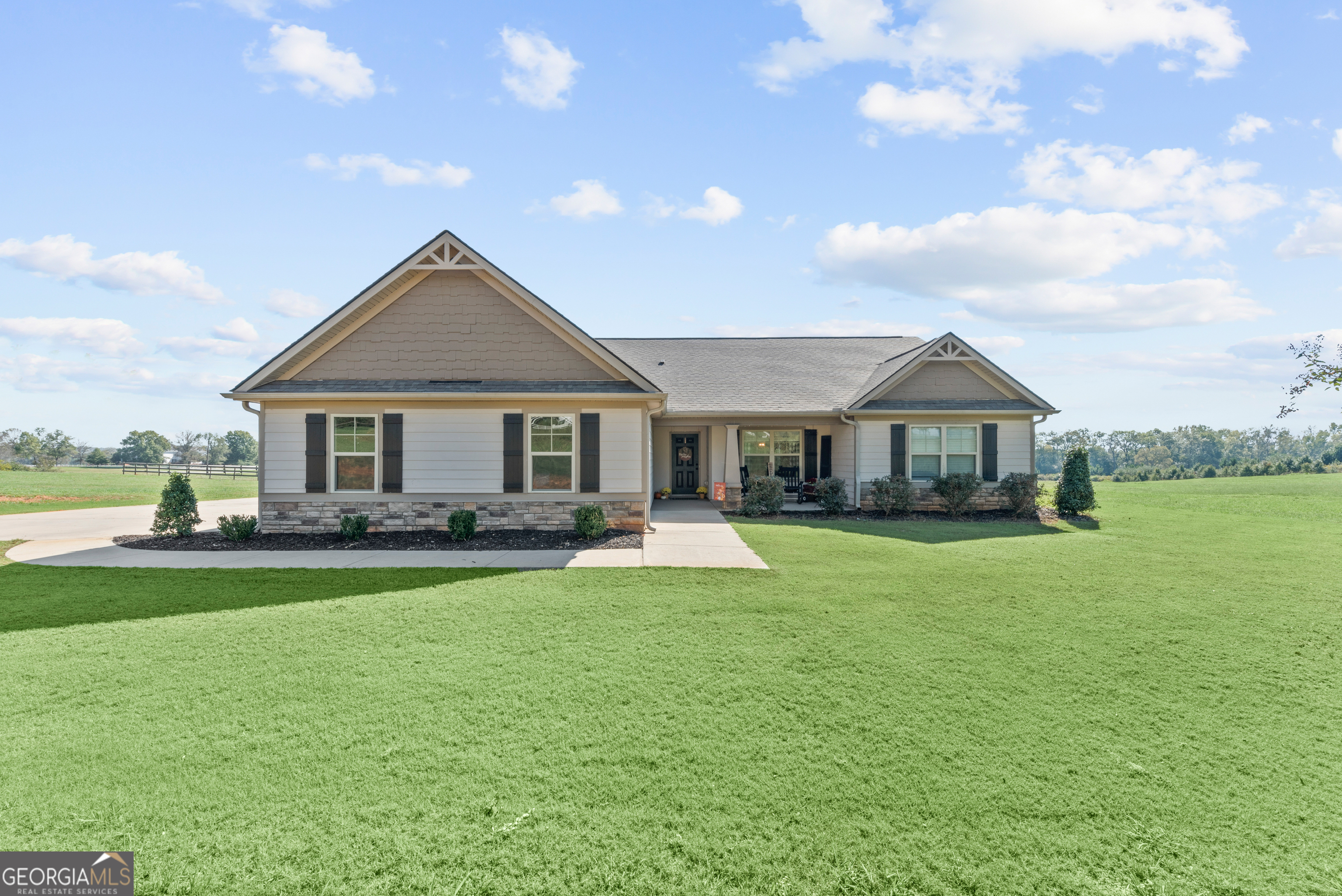 Smokey Rd, Newnan, GA 30263