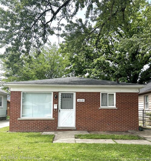 4210 Hazel Ave, Lincoln Park, MI, 48146-3747 | Card Image