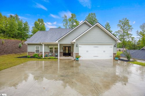 475 Twin View Dr, Westminster, SC, 29693-3251 | Card Image