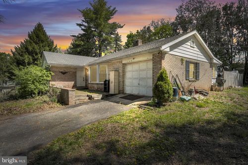 268 N Biesecker Rd, THOMASVILLE, PA, 17364-9536 | Card Image