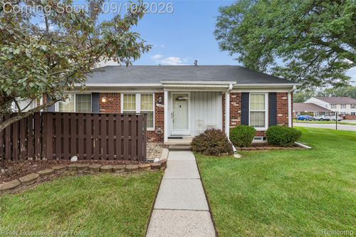 15209 Renshaw Dr, Clinton Township, MI, 48038-2653 | Card Image
