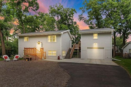 173 Dougall St, Sharon, WI, 53585-9623 | Card Image