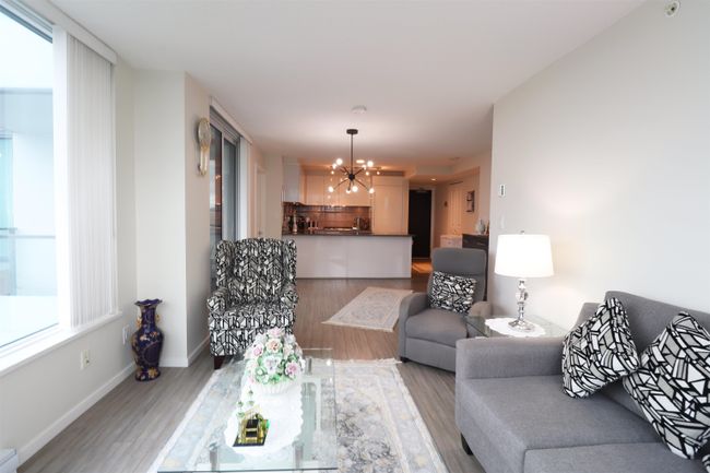 3007 - 6658 Dow Avenue, Condo with 2 bedrooms, 2 bathrooms and 1 parking in Burnaby BC | Image 10