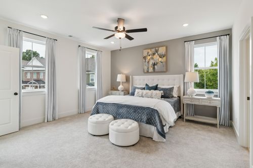 116 Valentine Aly, Nashville, TN, 37218-3059 | Card Image