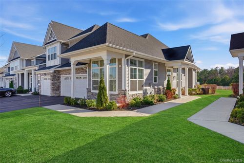 214 Belmont Cir, Yaphank, NY, 11980-2066 | Card Image