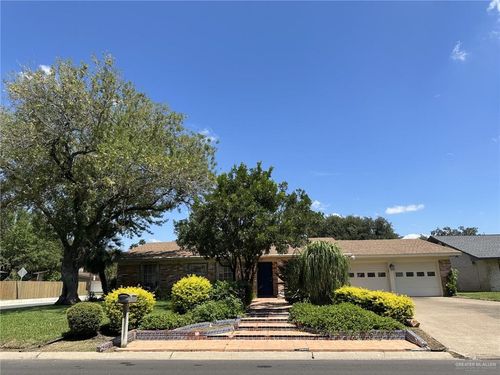 1518 Redbud Ave, McAllen, TX, 78504-4609 | Card Image
