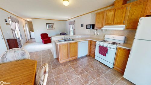 130 S Highway 1, Birmingham, IA, 52535-9043 | Card Image