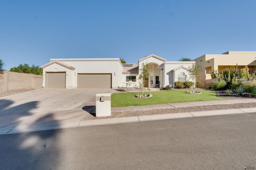2125 S Bluffs Way, Yuma, AZ, 85365-1128 | Card Image
