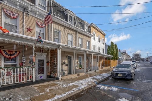 89 Sitgreaves St, Phillipsburg, NJ, 08865-3085 | Card Image