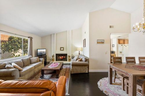 1247 Armstrong Cir, Escondido, CA, 92027-1669 | Card Image