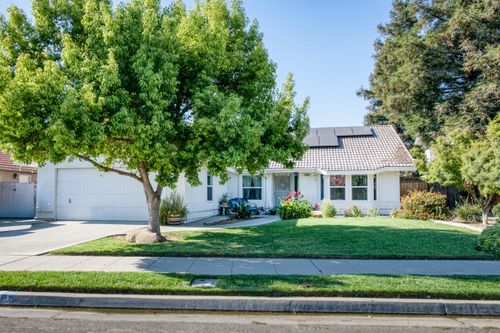2373 Beechwood Way, Madera, CA, 93637 | Card Image
