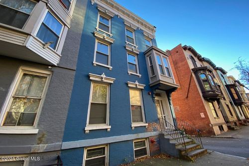 38 State St, Troy, NY, 12180-3372 | Card Image