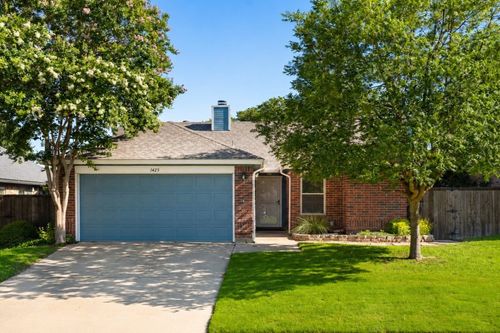 1425 Thistlewood Ln, Grapevine, TX, 76051-4989 | Card Image