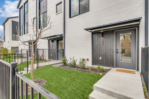 103-5609 Live Oak St, Dallas, TX, 75206-8015 | Card Image