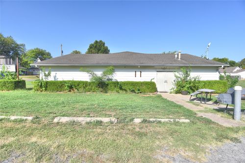 505 3rd St, Wagoner, OK, 74467-3803 | Card Image