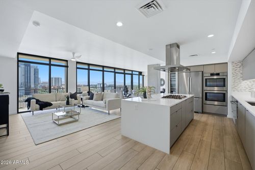 1017-200 W Portland St, Phoenix, AZ, 85003-5469 | Card Image
