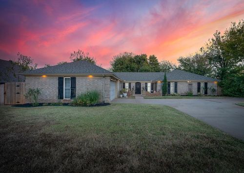 13416 Pinehurst Road, Oklahoma City, OK, 73120 | Card Image