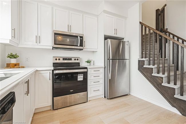 29 - 61 Soho St, Townhouse with 3 bedrooms, 3 bathrooms and 2 parking in Stoney Creek ON | Image 11