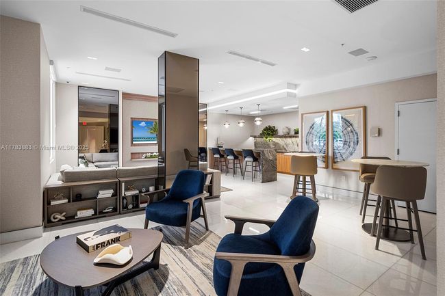 APT-2611 - 888 Brickell Key Dr, Condo with 2 bedrooms, 3 bathrooms and null parking in Miami FL | Image 37