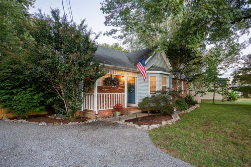 5302 Grassland Dr, Murfreesboro, TN, 37129-8410 | Card Image