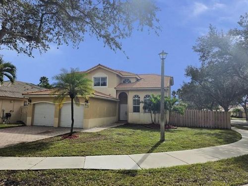 14422 N Royal Cove Cir, Davie, FL, 33325-6763 | Card Image