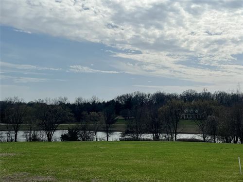 10 N Grand Lake Circle Circle, Lebanon, MO, 65536 | Card Image