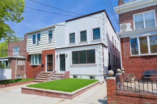 5813 69th Pl, Maspeth, NY, 11378-2625 | Card Image