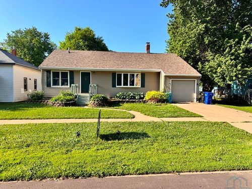 303 W 3rd St, Sanborn, IA, 51248-1149 | Card Image