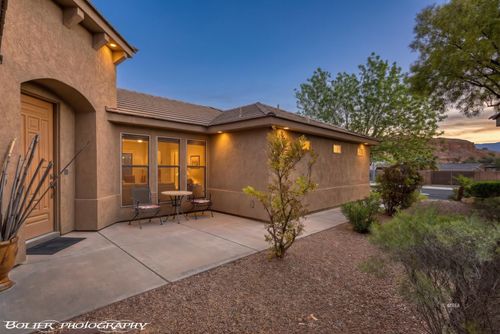 982 Buteo Bnd, Mesquite, NV, 89027-8870 | Card Image