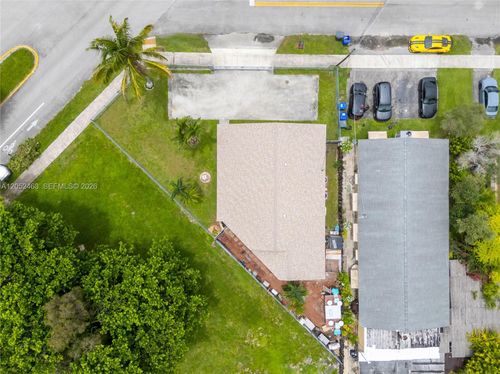 5829 Taylor St, Hollywood, FL, 33021-6254 | Card Image