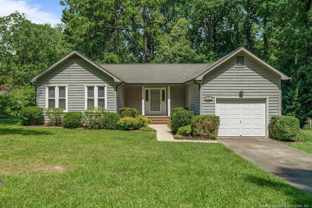 Lamure Dr, Fayetteville, NC 28311