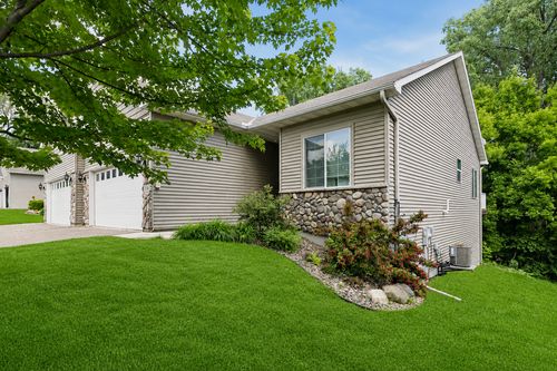 3165 Doneene Ln, Eagan, MN, 55121-1172 | Card Image