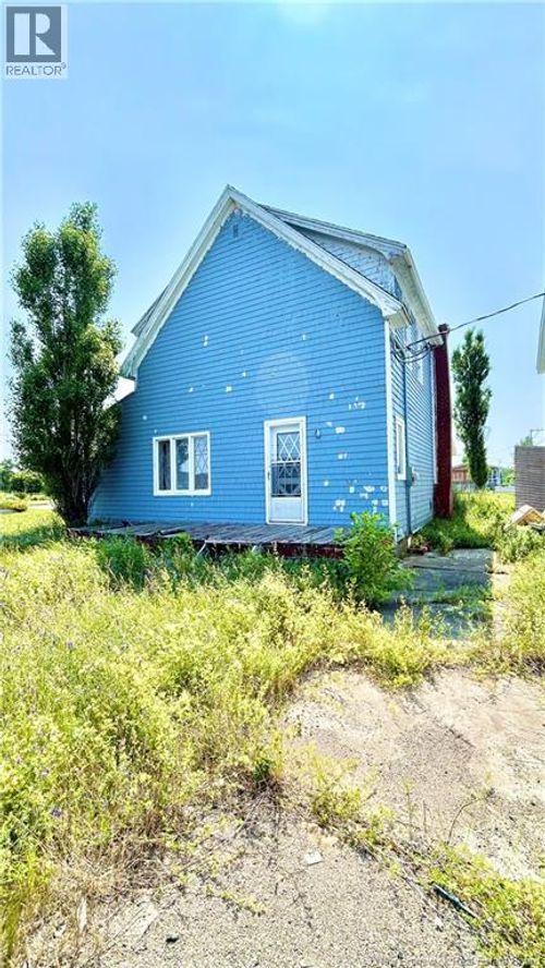 7658 St-Paul St, Bas Caraquet, NB, E1W6C9 | Card Image