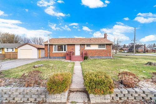 3316 Mclaren Cres, Niagara Falls, ON, L2J2W6 | Card Image