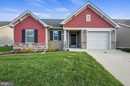 135 Casselberry Ln, DOVER, DE, 19904-1267 | Card Image