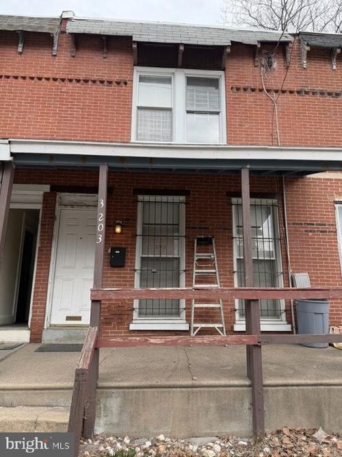 3203 Pearl St, PHILADELPHIA, PA, 19104-2522 | Card Image