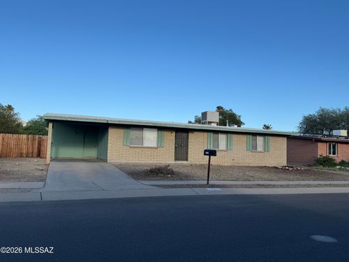 7774 N Nathan Hale Ave, Tucson, AZ, 85741-1531 | Card Image
