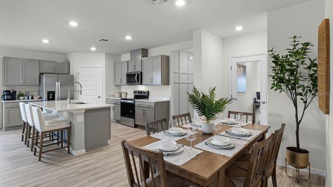 33620 Seattle Slew Dr, House other with 5 bedrooms, 3 bathrooms and null parking in SORRENTO FL | Image 6