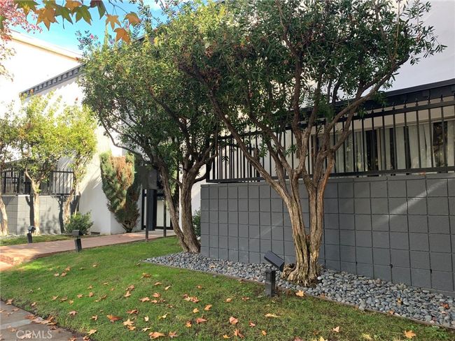 APT-6 - 5236 Kester Ave, Condo with 0 bedrooms, 0 bathrooms and 6 parking in Sherman Oaks CA | Image 26